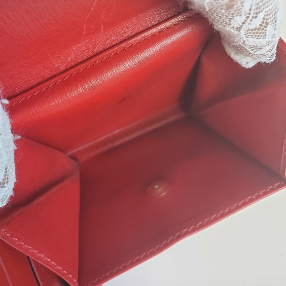 Louis Vuitton Epi Wallet Bifold Red - Picture 6 of 10